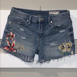 BLANK NYC Hiker Short 26